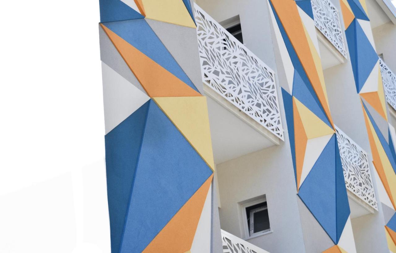 Color Hotel Ρίμινι Εξωτερικό φωτογραφία