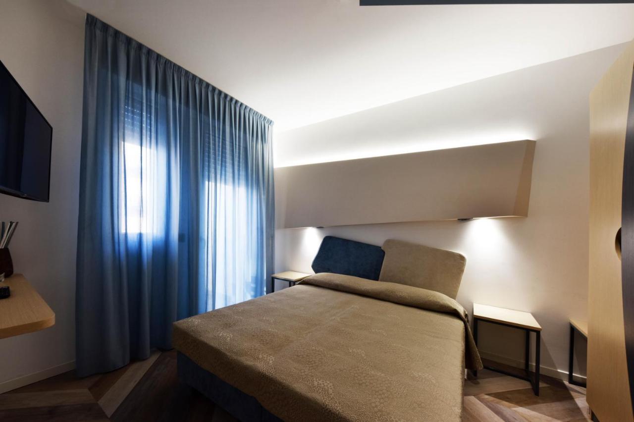 Color Hotel Ρίμινι Εξωτερικό φωτογραφία