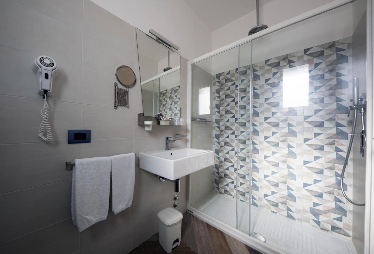 Color Hotel Ρίμινι Εξωτερικό φωτογραφία